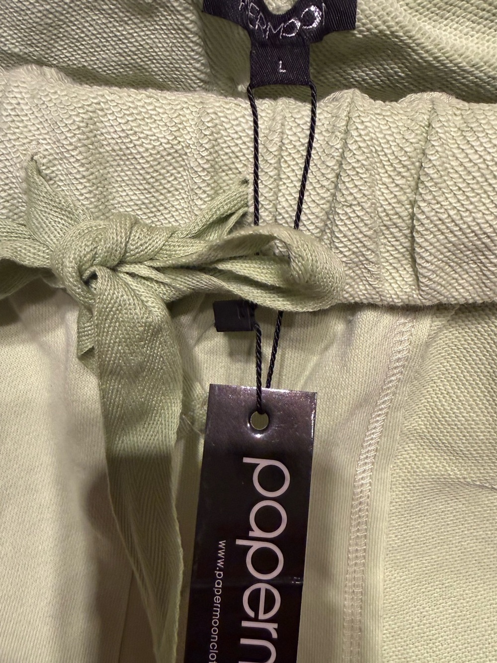 Paper Moon Shorts Womens Size L Pistachio Lime Drawstring Pull-On NWT - Picture 4 of 4